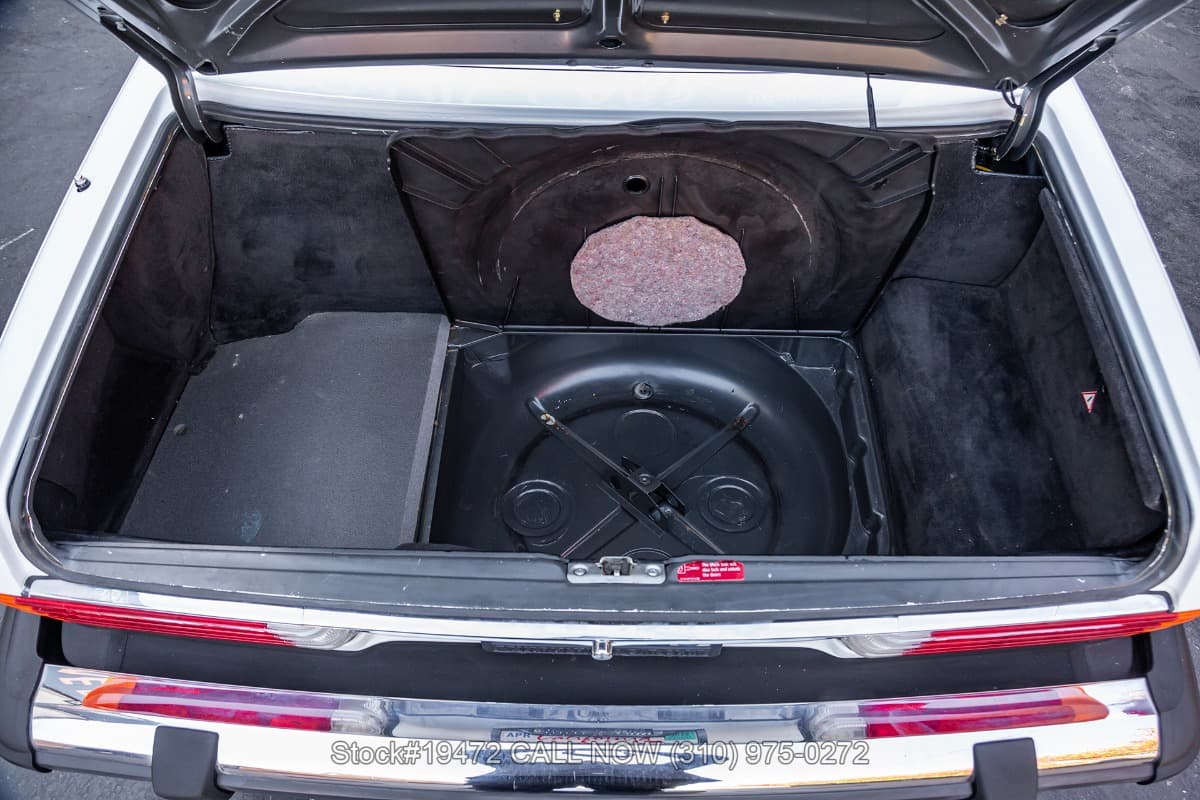 1986 Mercedes 560SL with 2 tops thumbnail 22