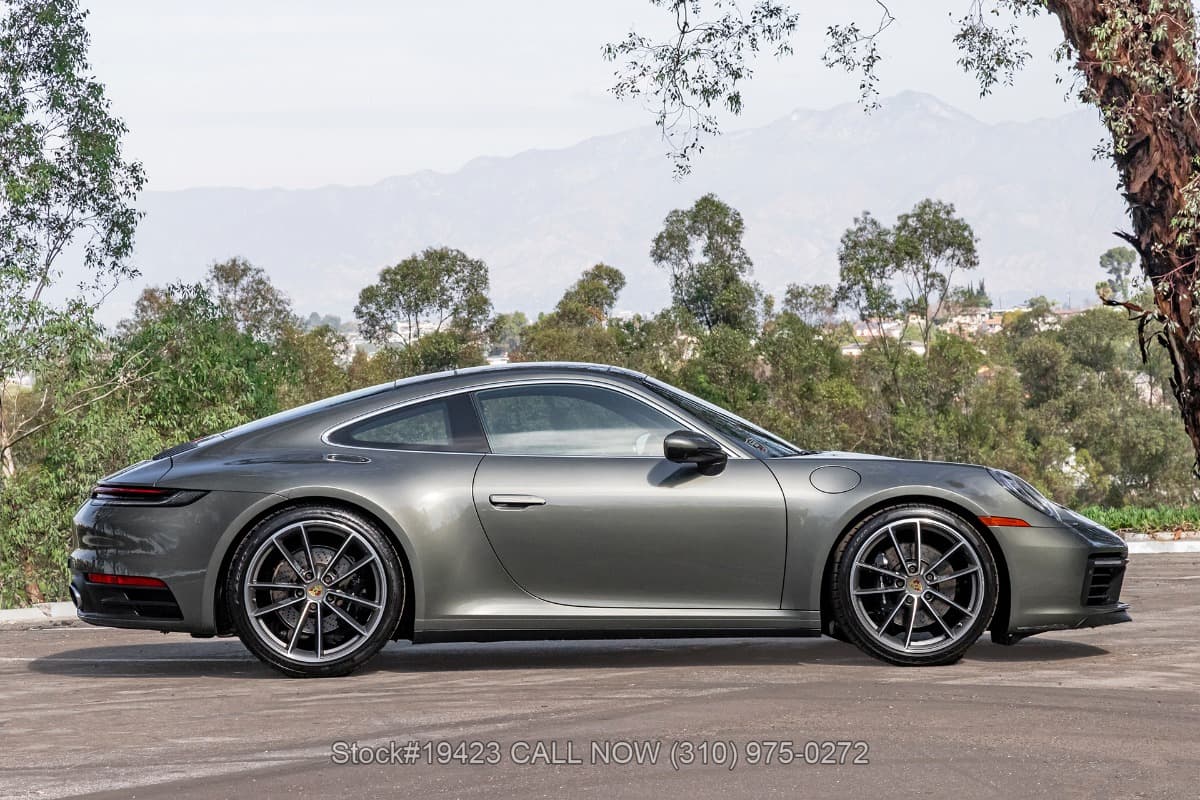 2020 Porsche 992 Carrera 4S thumbnail 4