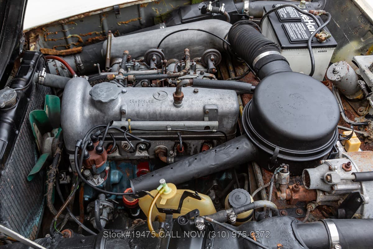 1959 Mercedes 190SL with 2 tops thumbnail 24