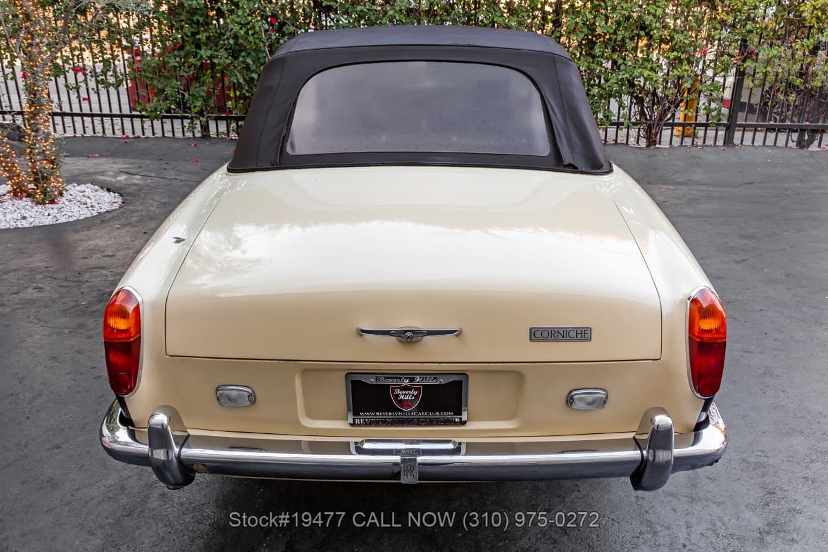 1972 Rolls-Royce Corniche Convertible thumbnail 7