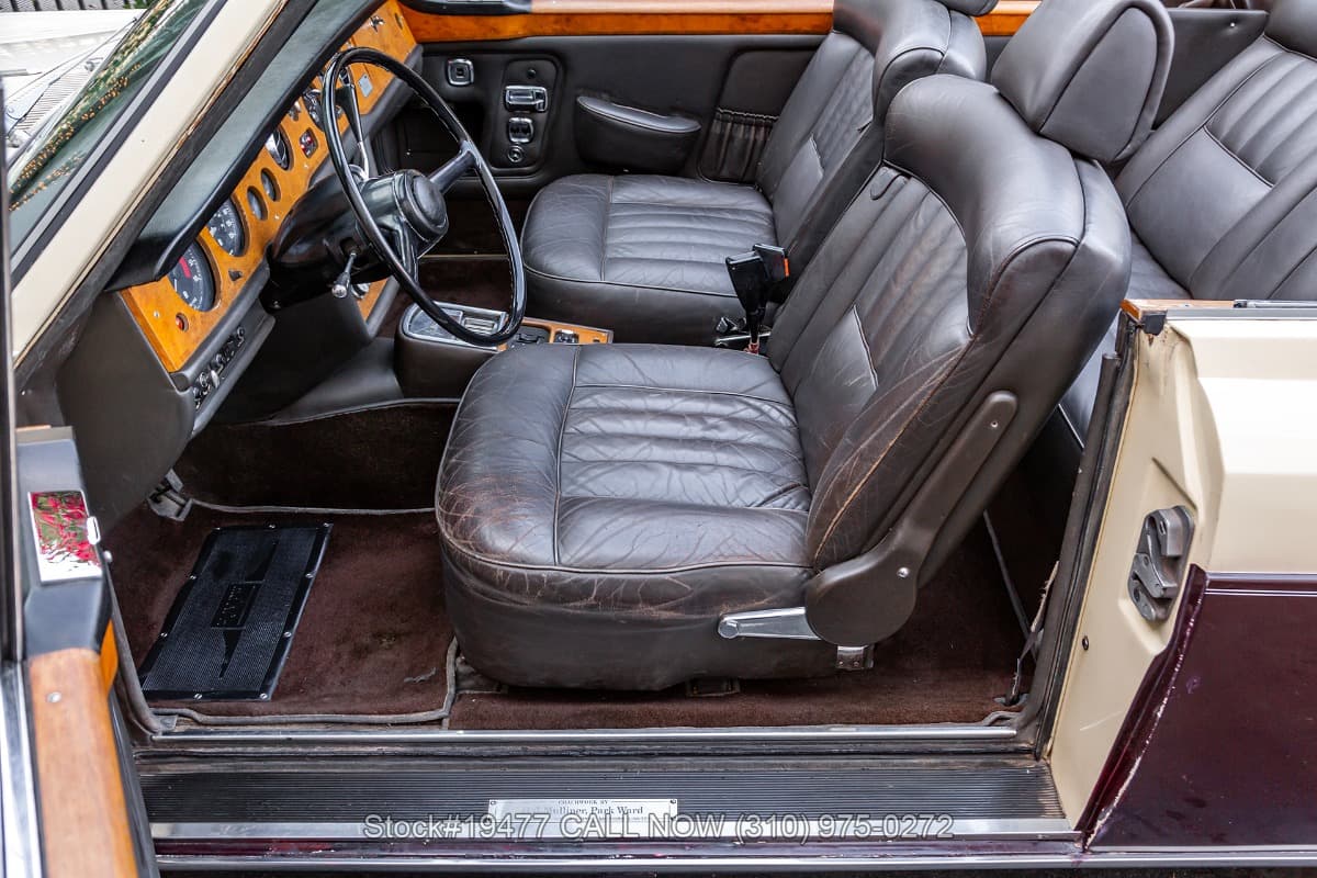 1972 Rolls-Royce Corniche Convertible thumbnail 13