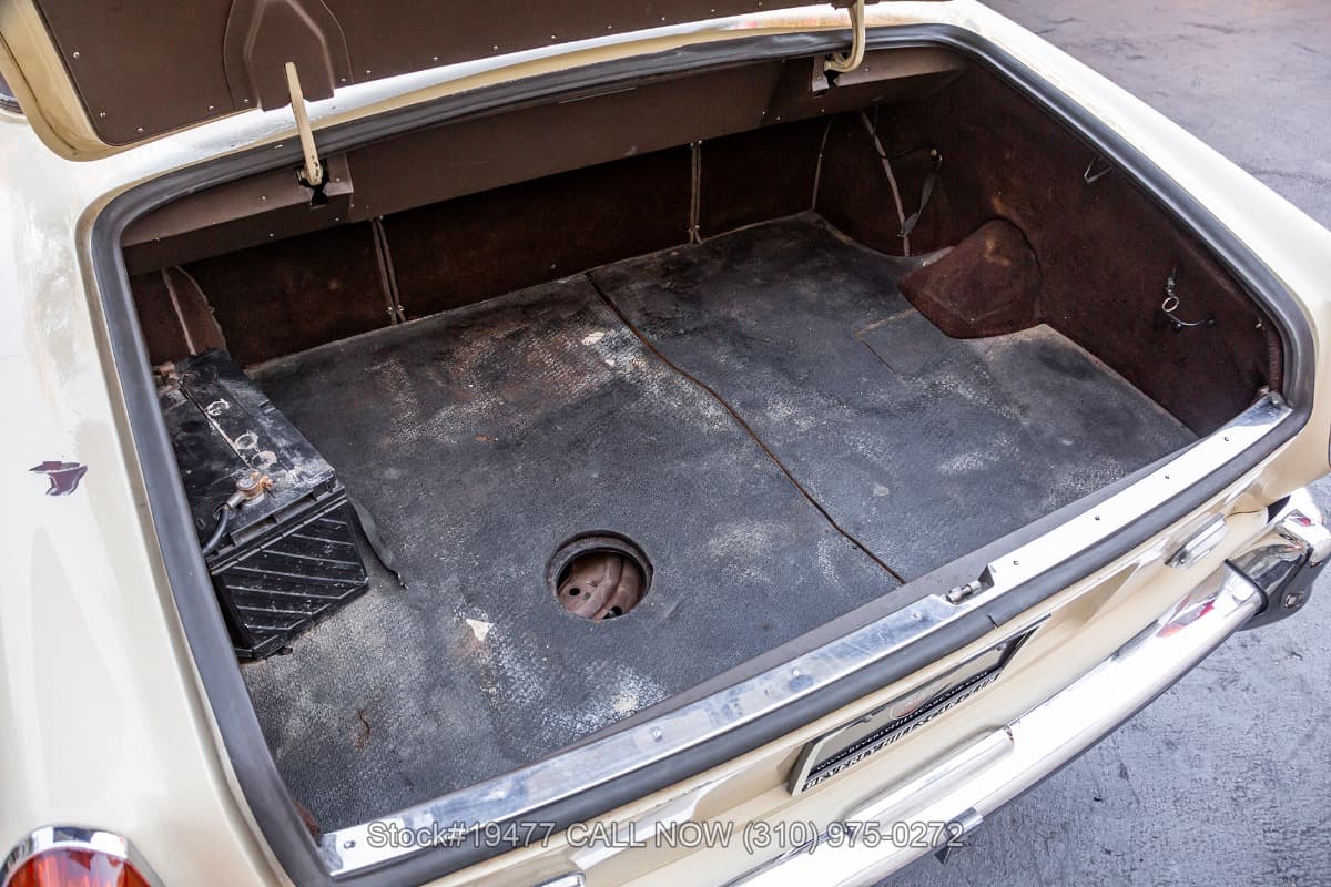 1972 Rolls-Royce Corniche Convertible thumbnail 19