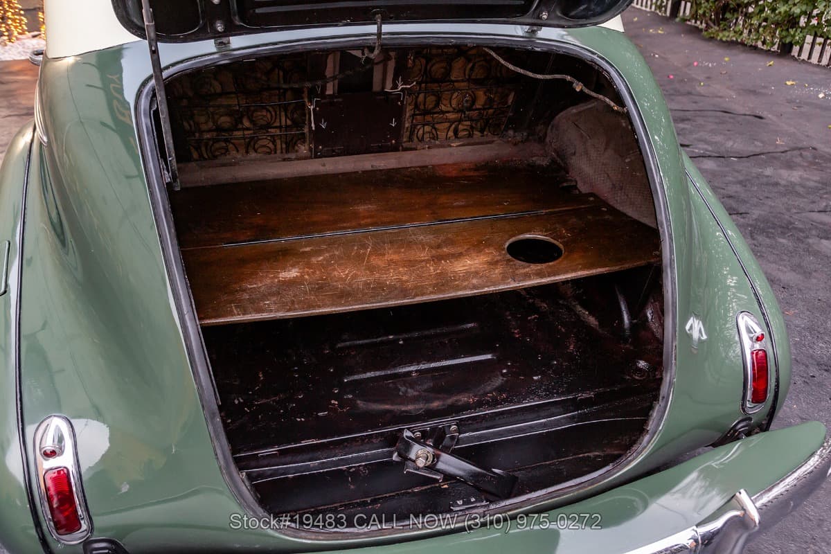 1940 Buick Roadmaster 70 Series thumbnail 20
