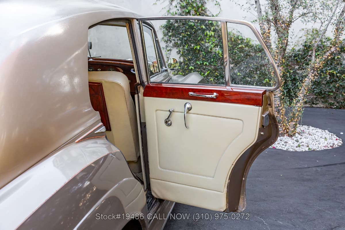1956 Bentley S1 Left-Hand-Drive thumbnail 14