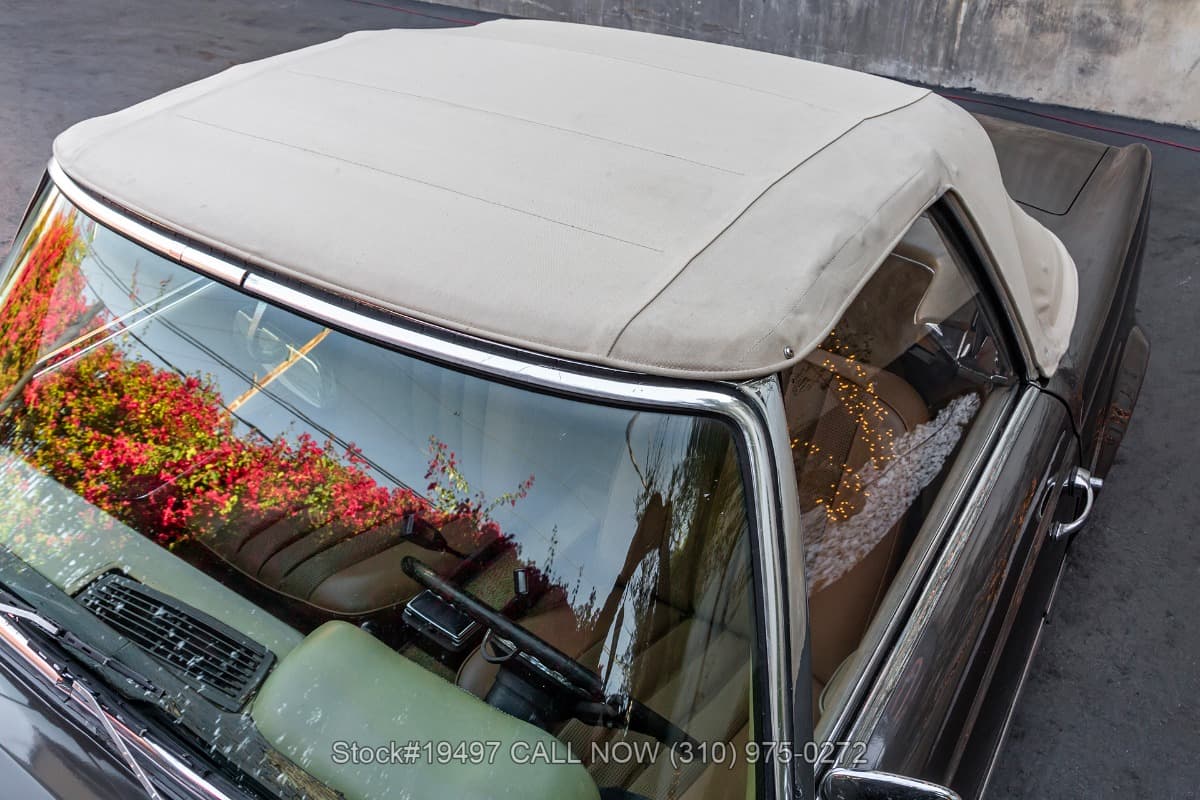 1966 Mercedes 230SL Pagoda with 2 Tops thumbnail 8