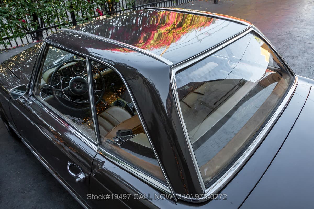 1966 Mercedes 230SL Pagoda with 2 Tops thumbnail 11