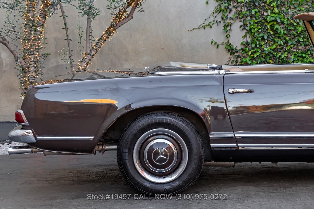 1966 Mercedes 230SL Pagoda with 2 Tops thumbnail 13