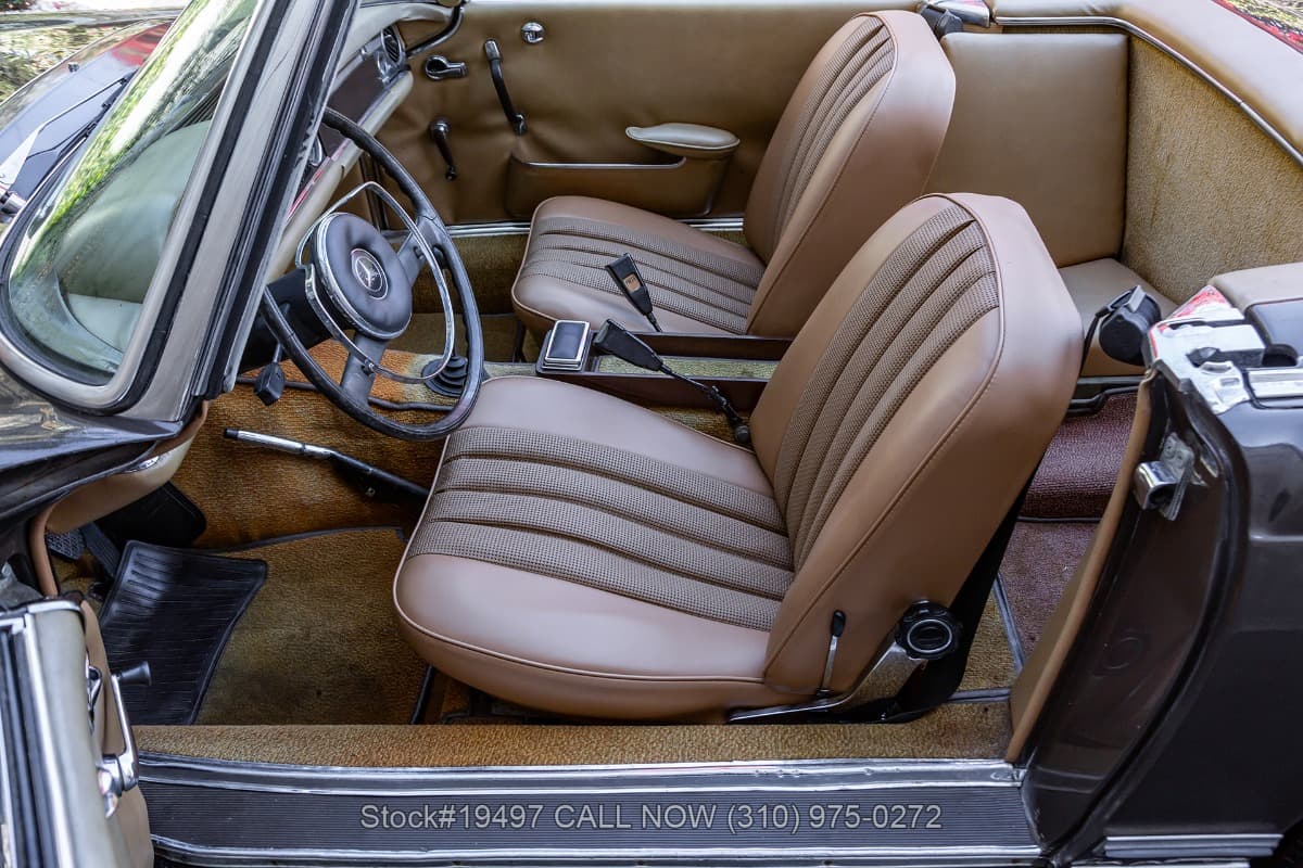 1966 Mercedes 230SL Pagoda with 2 Tops thumbnail 15