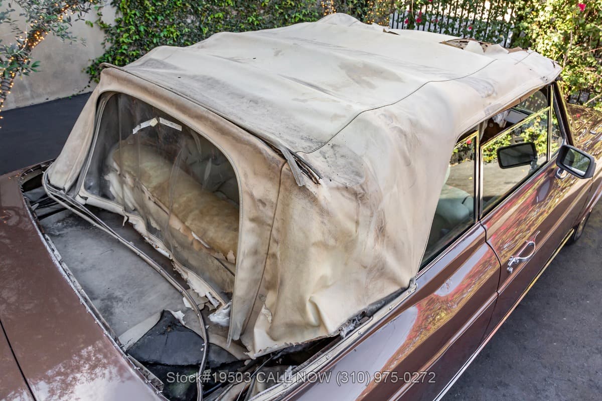 1976 Rolls-Royce Corniche thumbnail 9