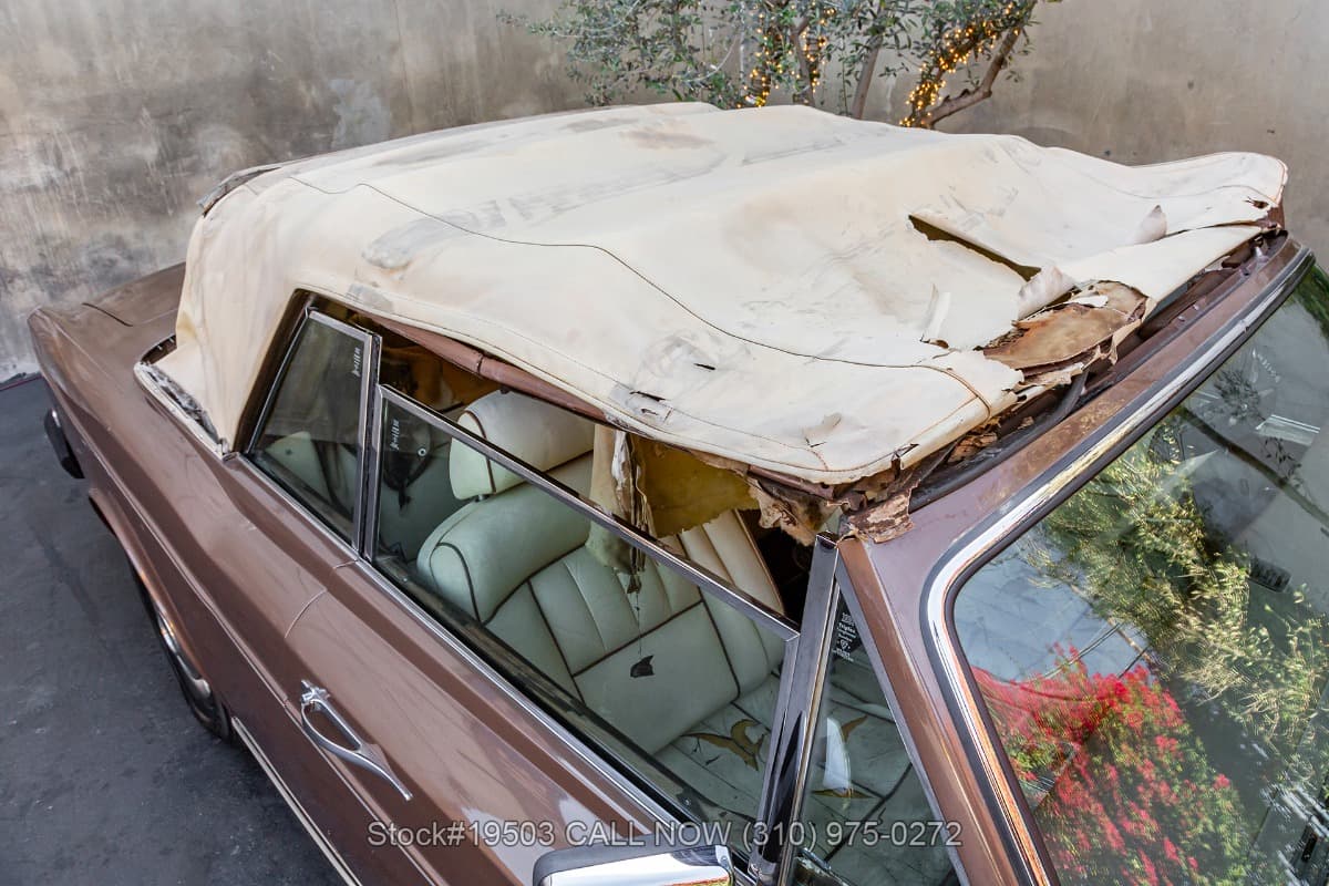 1976 Rolls-Royce Corniche thumbnail 10