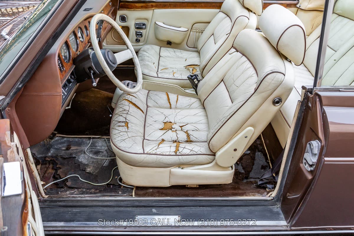 1976 Rolls-Royce Corniche thumbnail 15