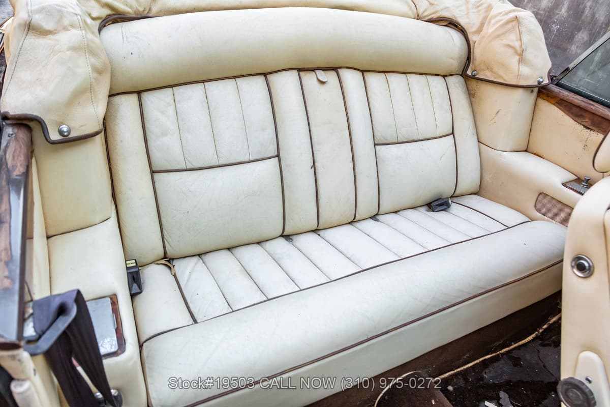 1976 Rolls-Royce Corniche thumbnail 19