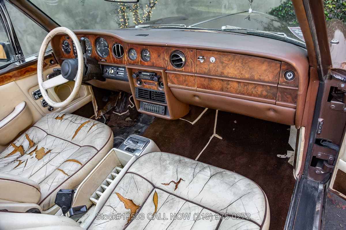 1976 Rolls-Royce Corniche thumbnail 20