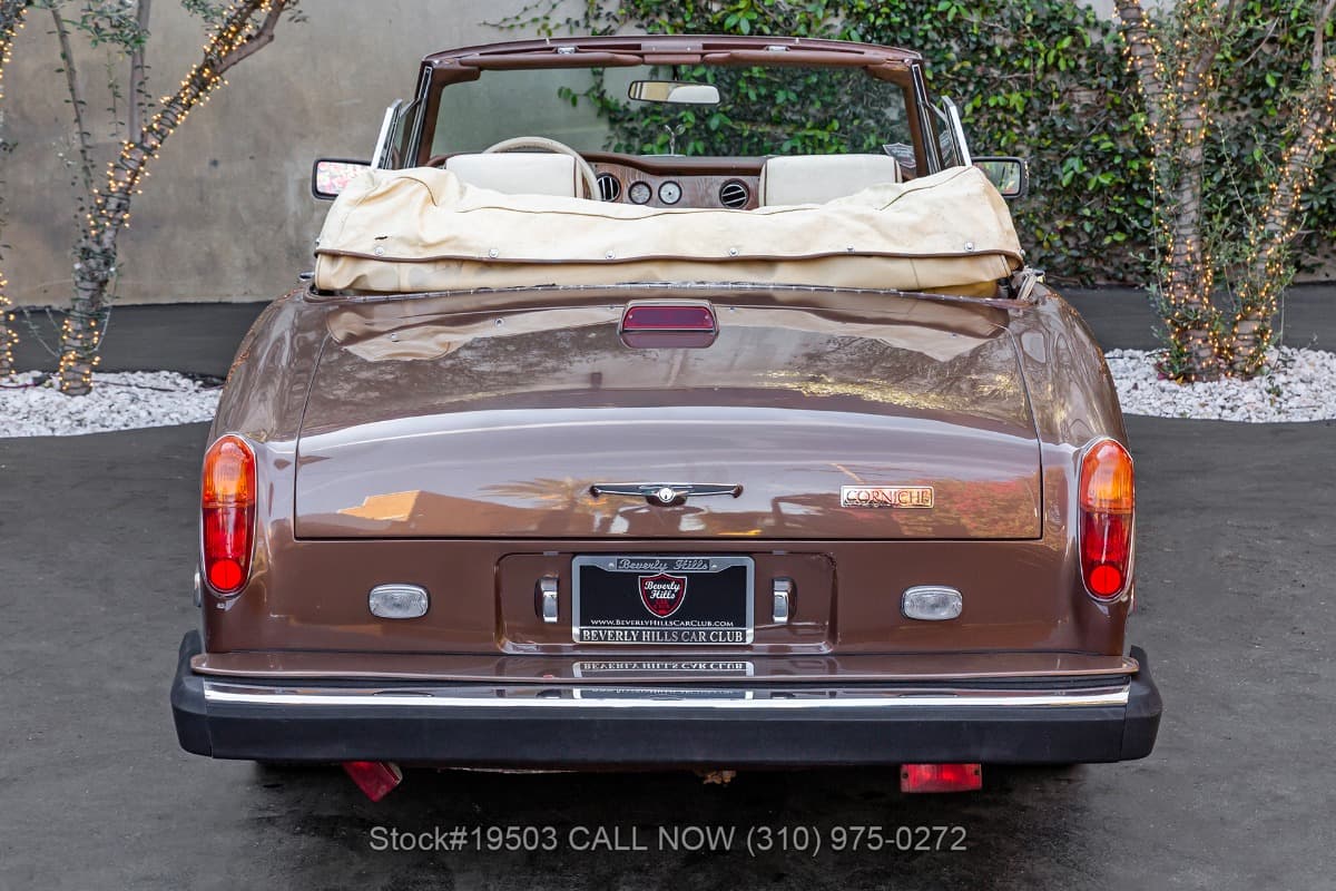 1976 Rolls-Royce Corniche thumbnail 5