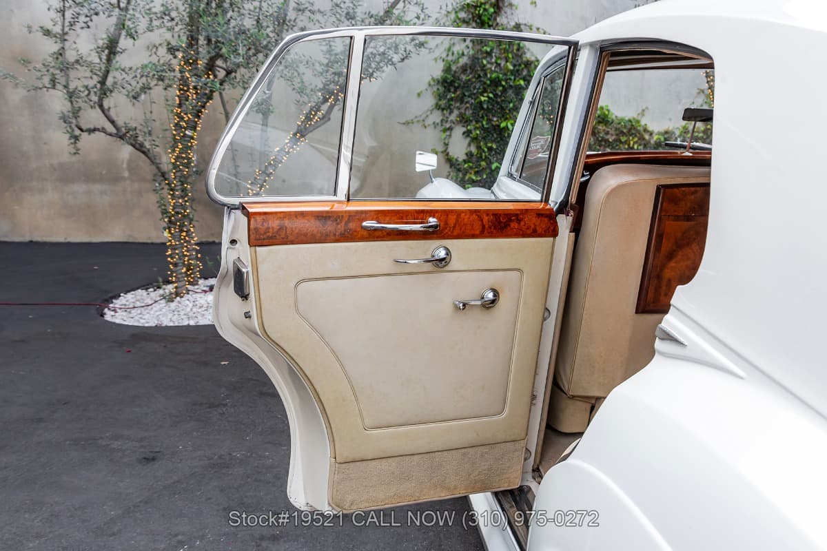 1958 Rolls-Royce Silver Cloud I Right-Hand-Drive thumbnail 10