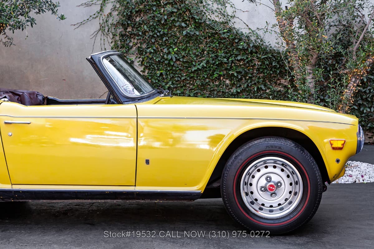 1975 Triumph TR6 thumbnail 12