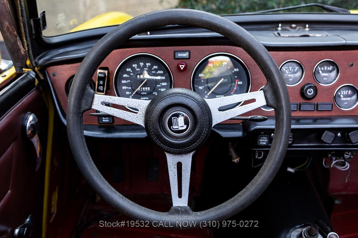 1975 Triumph TR6 thumbnail 17