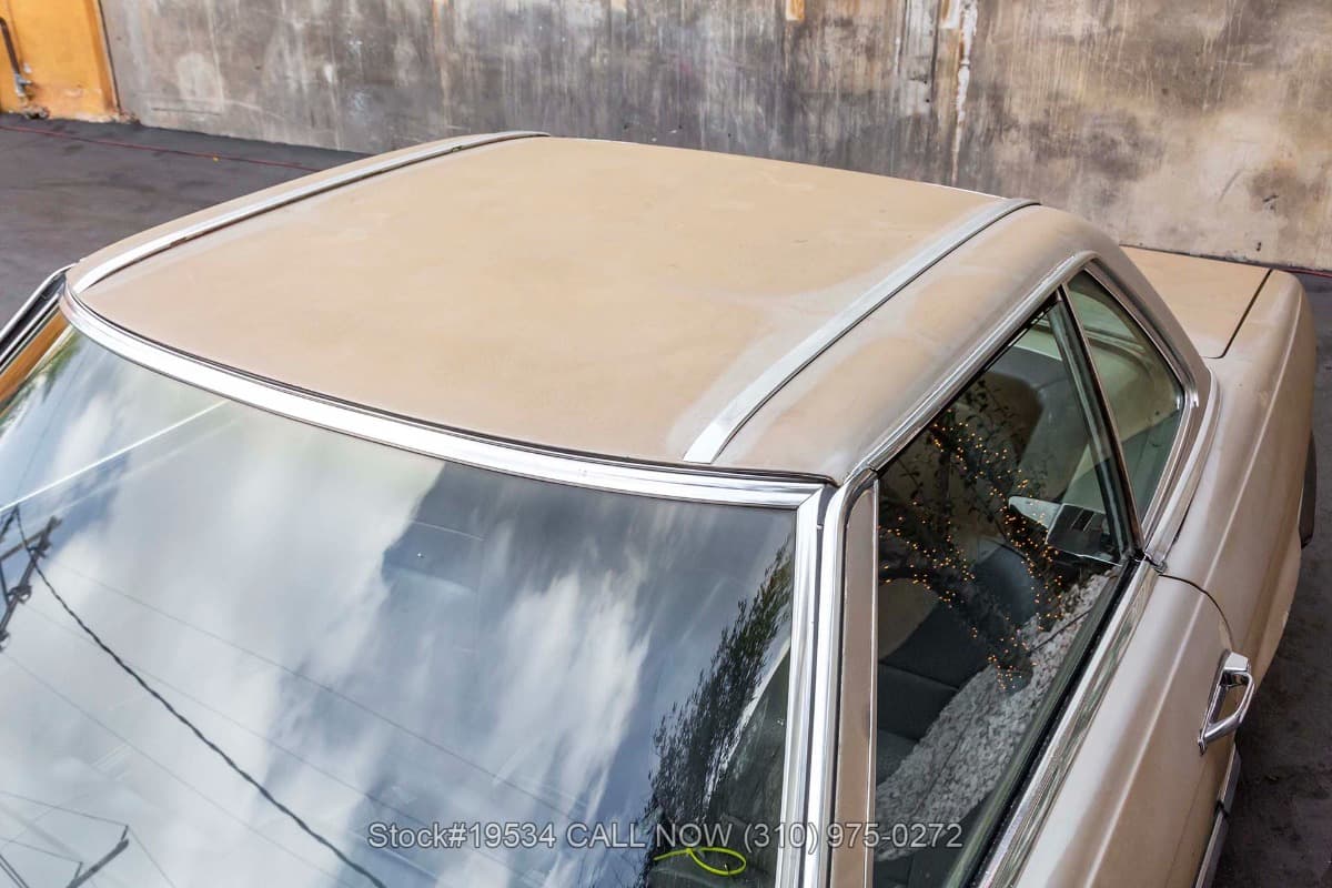 1972 Mercedes 450SL With 2 Tops thumbnail 10