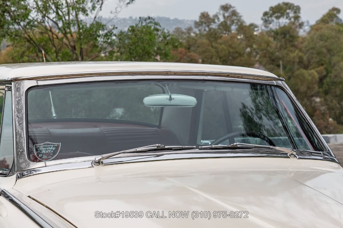 1962 Studebaker Gran Turismo Hawk thumbnail 9