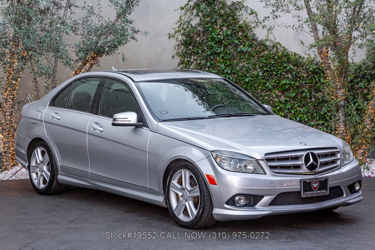 2010 Mercedes C 300 Sport 4MATIC Sedan β photo 1