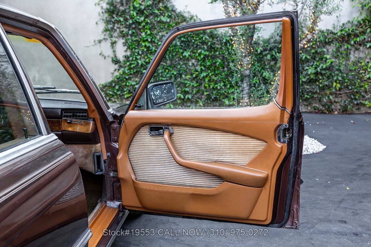 1979 Mercedes 450SEL 6.9 thumbnail 23
