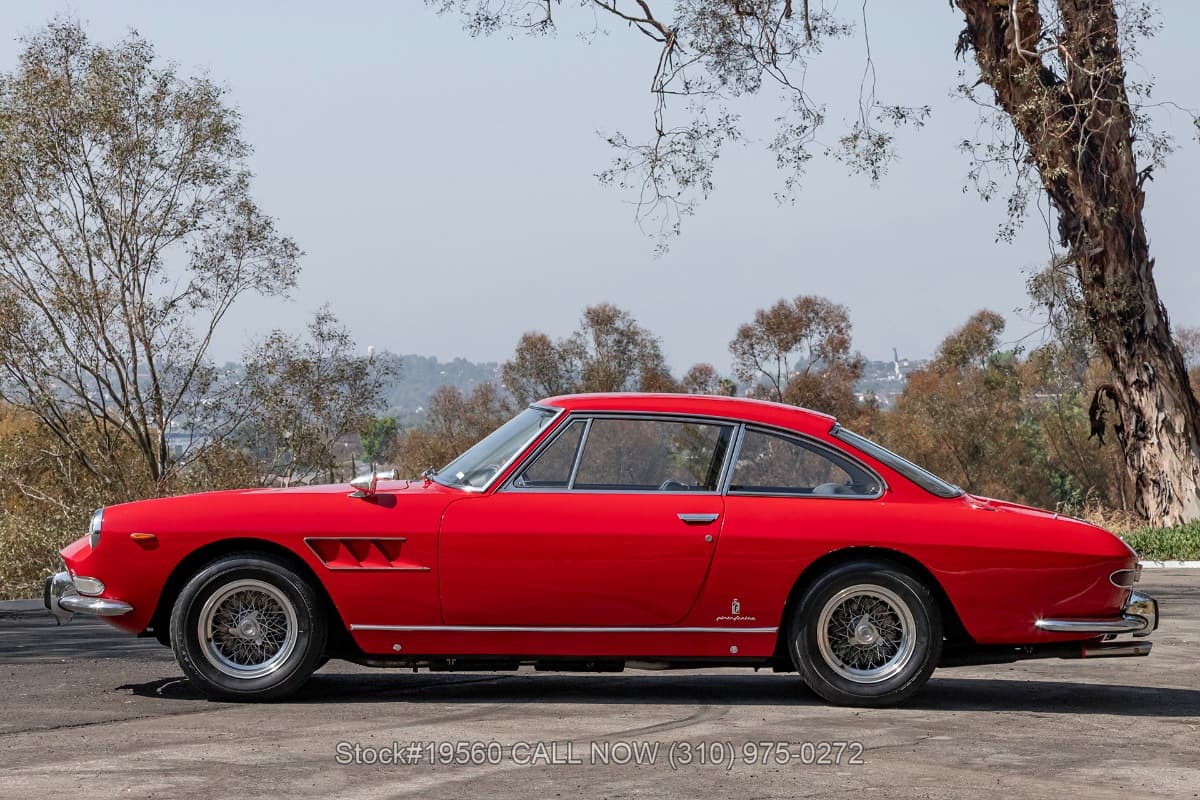 1966 Ferrari 330 GT 2+2 Series II 5-Speed thumbnail 10