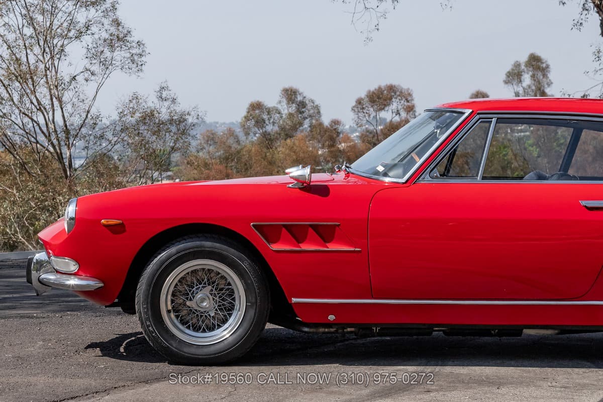 1966 Ferrari 330 GT 2+2 Series II 5-Speed thumbnail 15