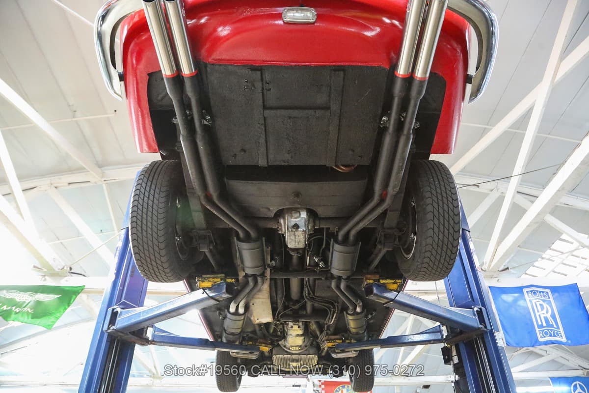 1966 Ferrari 330 GT 2+2 Series II 5-Speed thumbnail 26