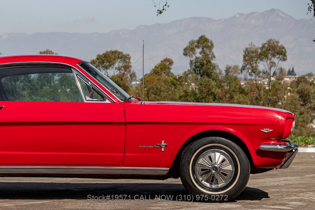 1966 Ford Mustang A-Code Fastback 2+2 thumbnail 9