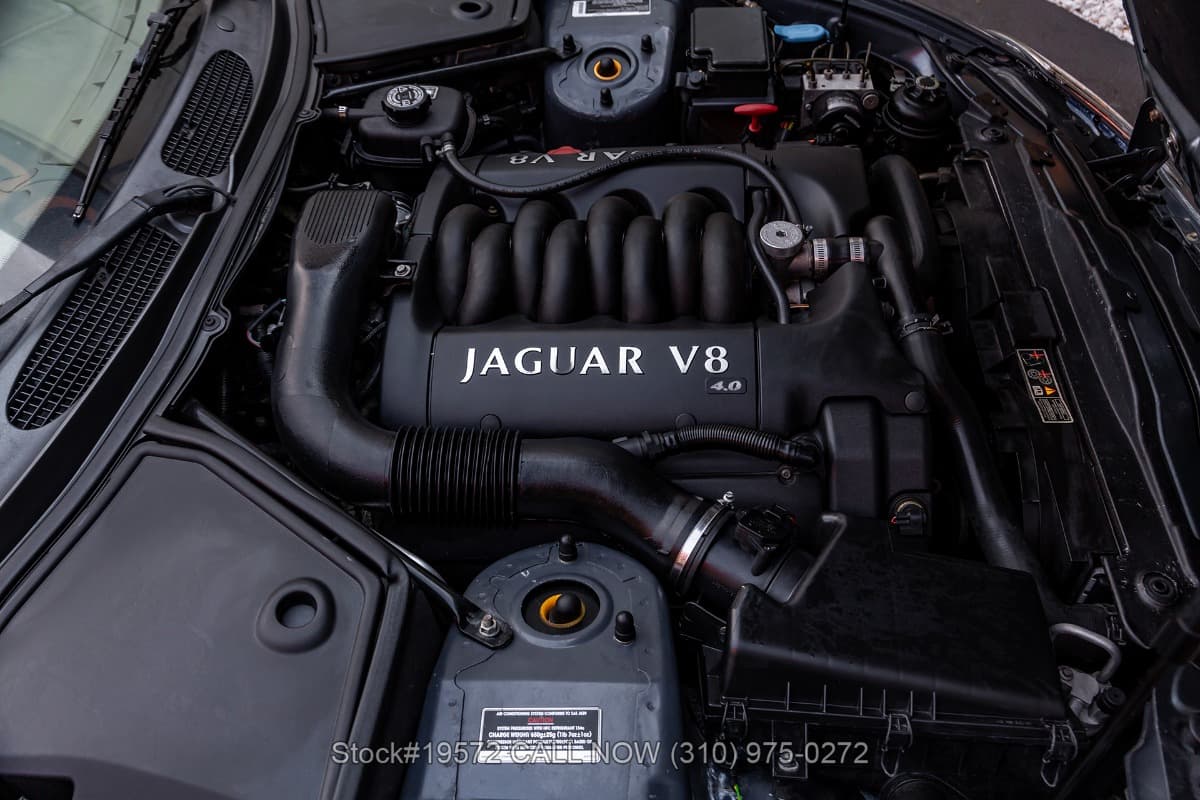 2001 Jaguar XK8 Convertible thumbnail 25