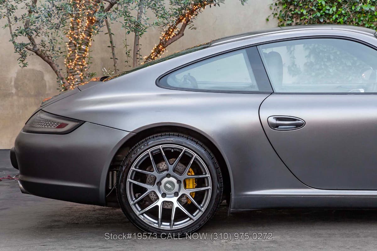 2005 Porsche 997 Carrera Coupe thumbnail 9