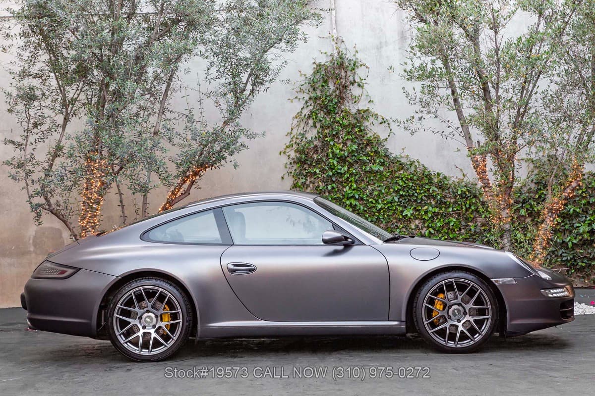 2005 Porsche 997 Carrera Coupe thumbnail 4