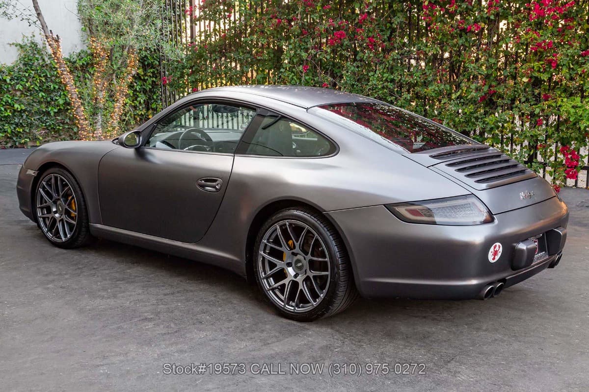 2005 Porsche 997 Carrera Coupe thumbnail 6