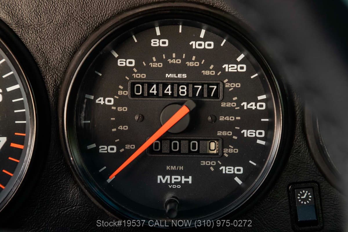 1996 Porsche 993 Carrera Coupe thumbnail 8