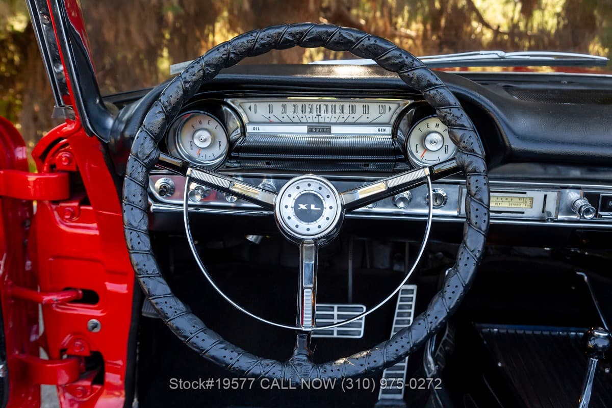 1964 Ford Galaxie 500XL Convertible thumbnail 17