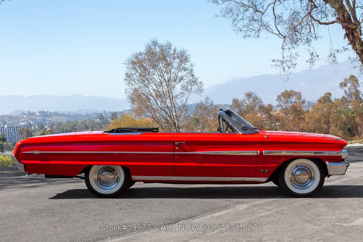 1964 Ford Galaxie 500XL Convertible thumbnail 4