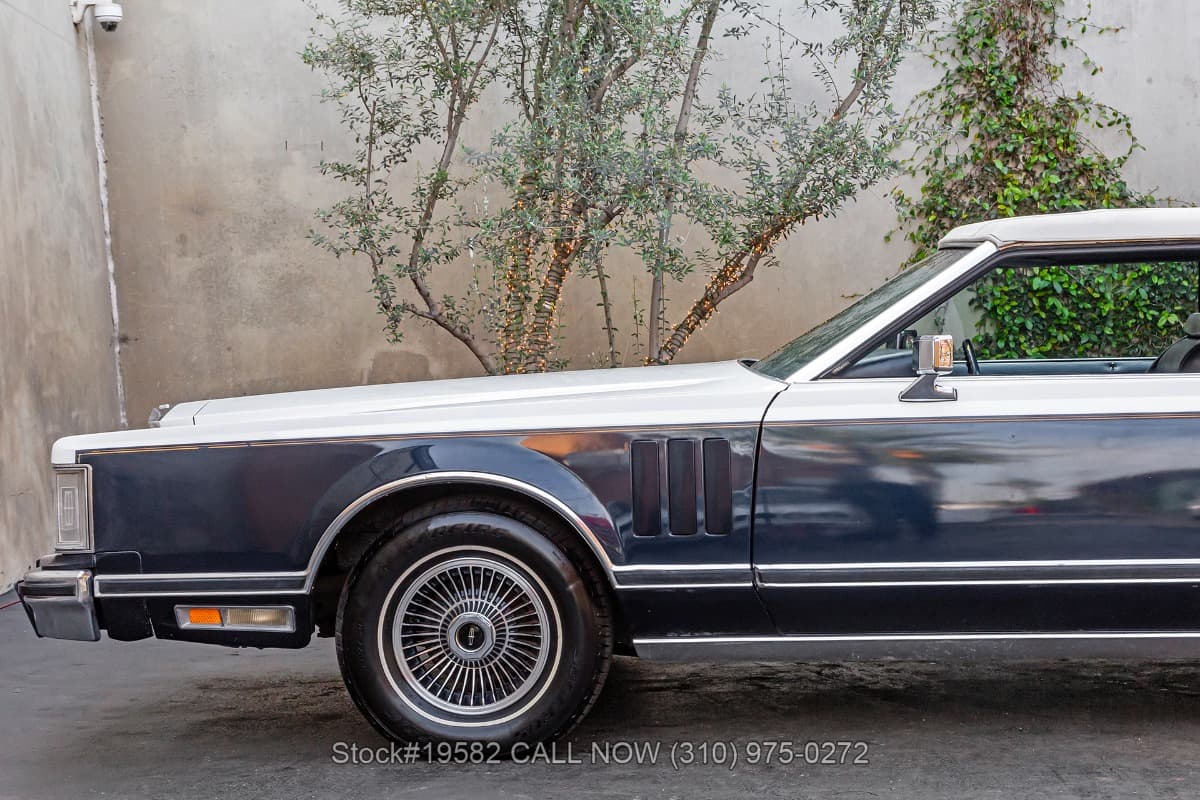 1979 Lincoln Continental Mark V Bill Blass Designer Edition thumbnail 10
