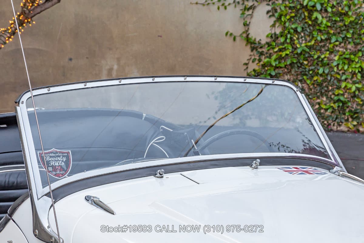 1960 Triumph TR3 thumbnail 7
