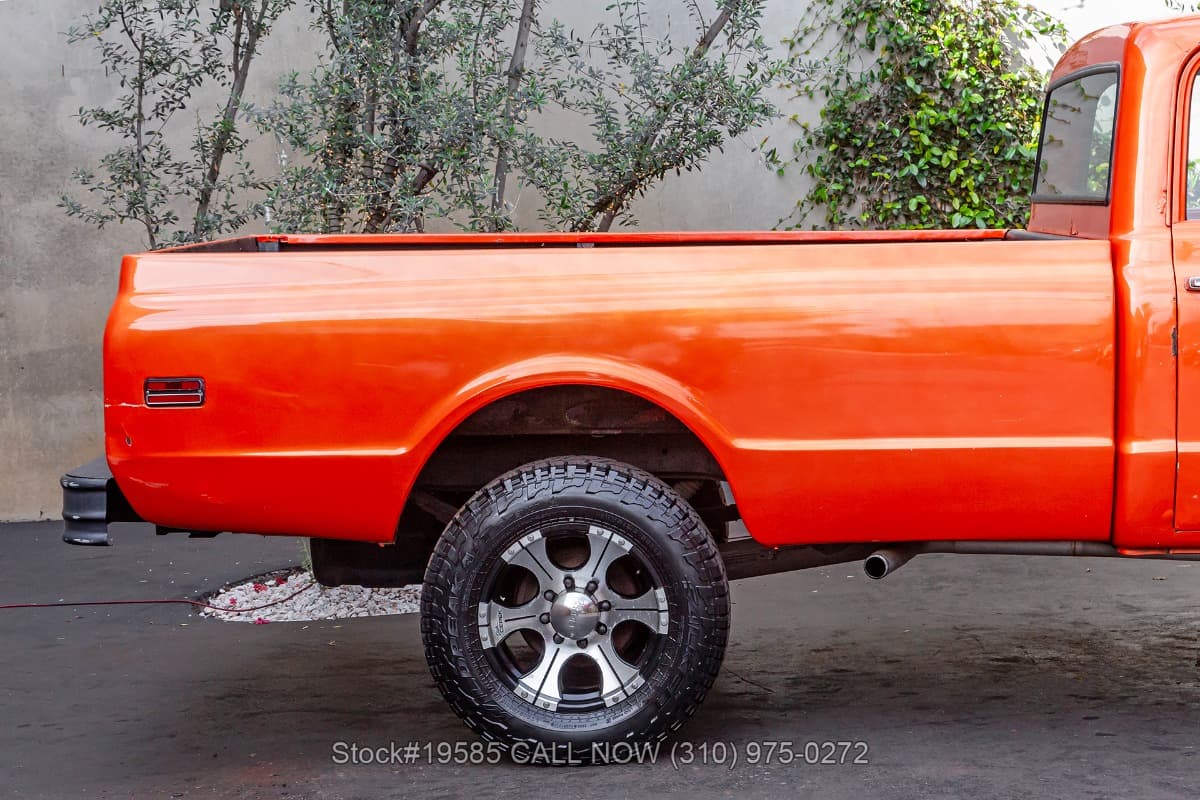 1972 GMC K2500 4x4 Pickup 4-Speed thumbnail 10