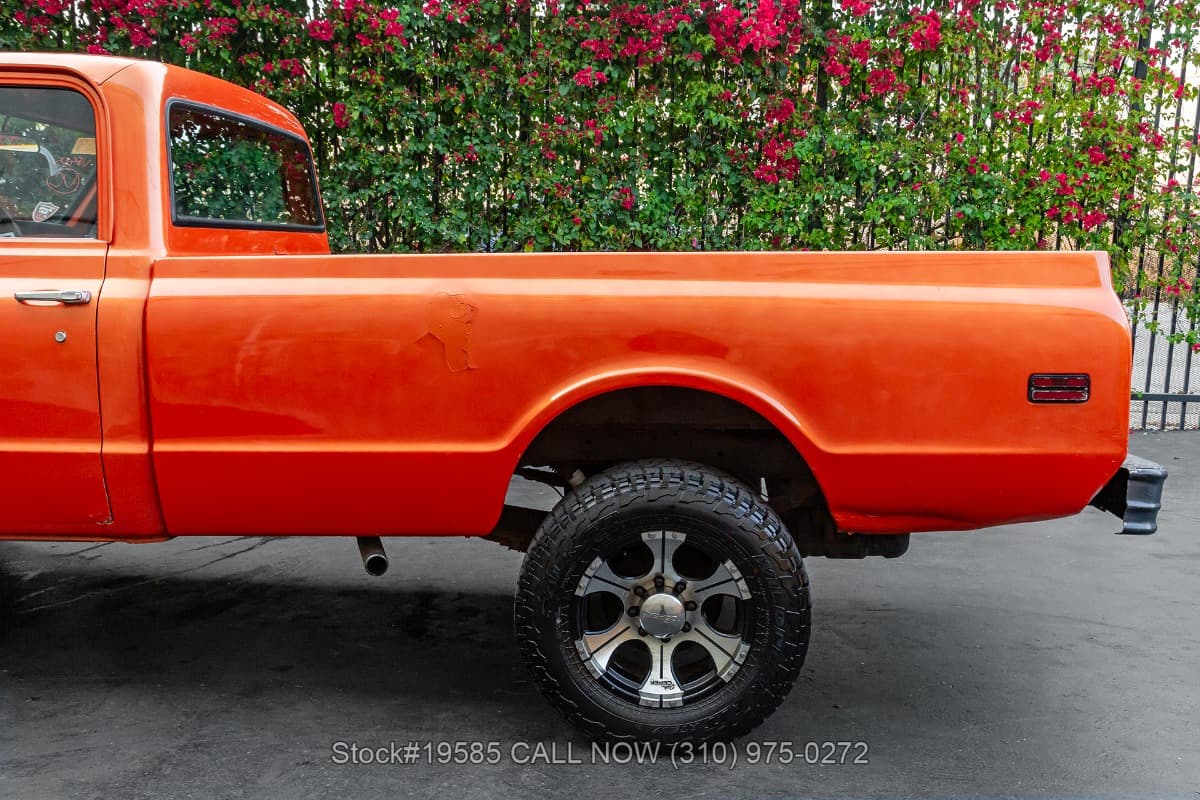 1972 GMC K2500 4x4 Pickup 4-Speed thumbnail 11