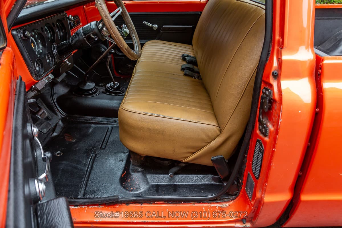 1972 GMC K2500 4x4 Pickup 4-Speed thumbnail 13