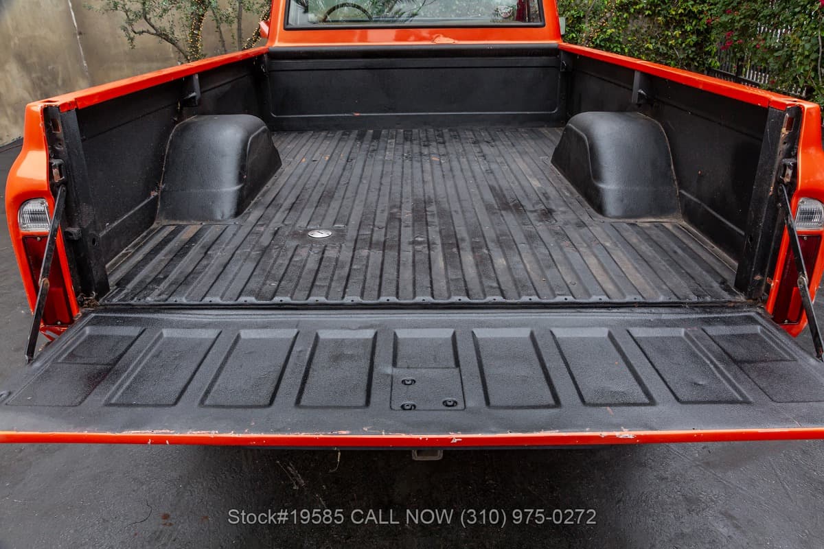 1972 GMC K2500 4x4 Pickup 4-Speed thumbnail 20