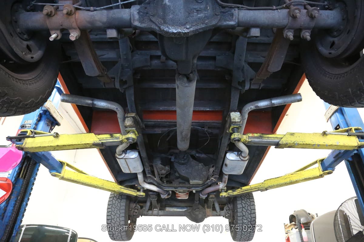 1972 GMC K2500 4x4 Pickup 4-Speed thumbnail 27