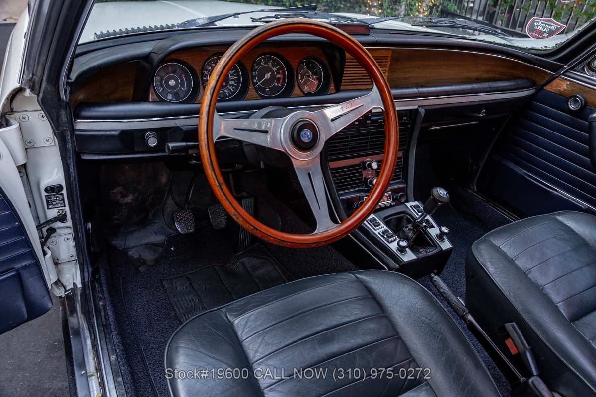 1973 BMW 3.0CS thumbnail 12