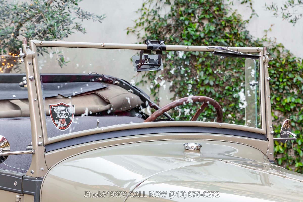 1928 Ford Model A Roadster thumbnail 9