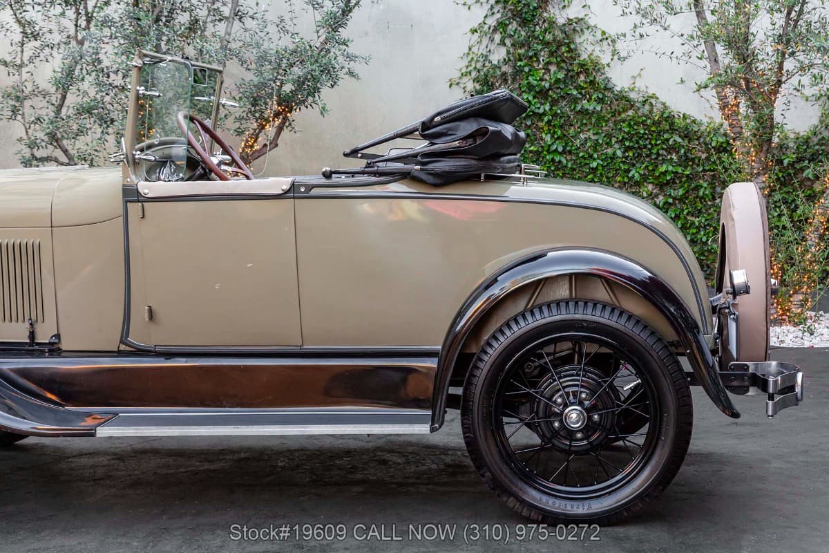1928 Ford Model A Roadster thumbnail 11
