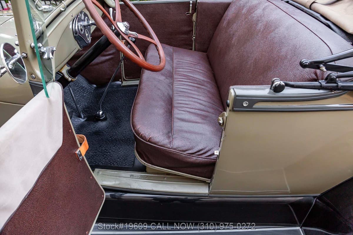 1928 Ford Model A Roadster thumbnail 12