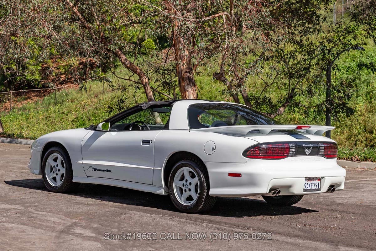 1994 Pontiac Firebird Trans AM GT 25th Anniversary Edition 6-Speed thumbnail 6
