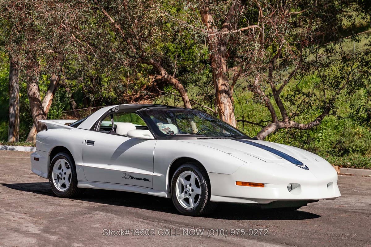 1994 Pontiac Firebird Trans AM GT 25th Anniversary Edition 6-Speed thumbnail 3