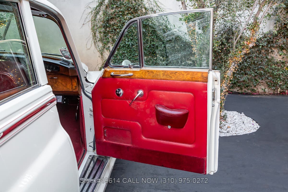 1964 Rolls-Royce Silver Cloud III Left-Hand-Drive thumbnail 18